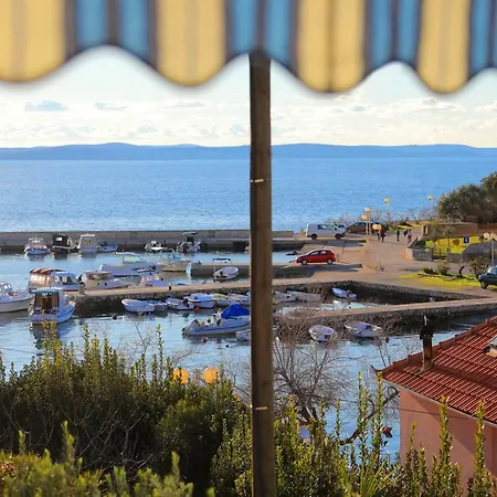 Tea With Sea View بيتريتْشاني