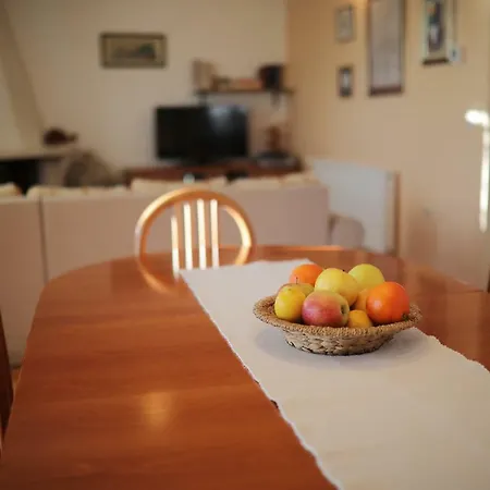 Tea With Sea View Apartament *