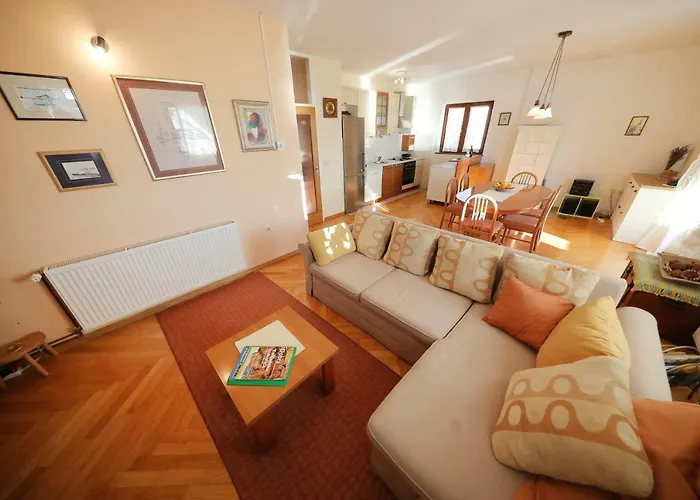 Tea With Sea View Apartament *