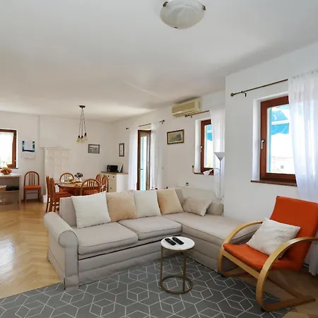 Apartamento Tea With Sea View Petrčane